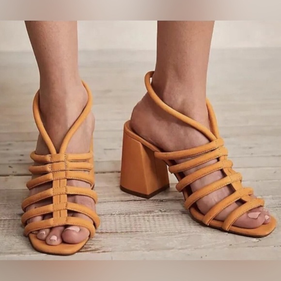 NIB Free People Colette Cinched Orange Sandals, size EU 39.5 or US 8.5 - Picture 1 of 10